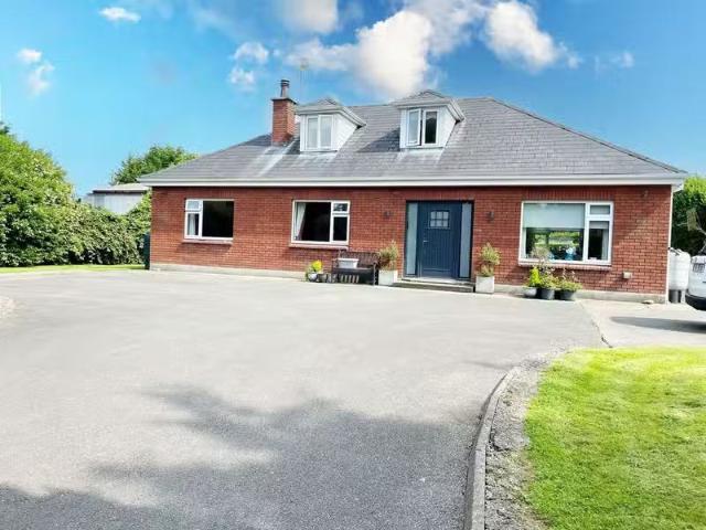 Elland Road, Ballylehane Lwr, Shanragh, Co. Laois, R14W592 is.