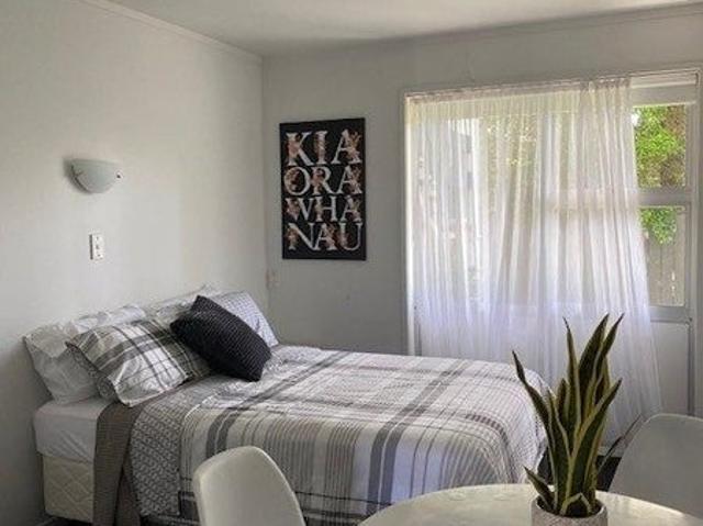 ellerslie, 1 bedroom