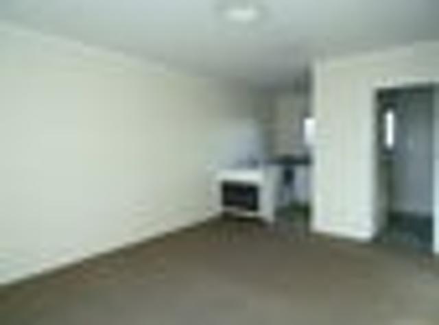 Ellerslie, 2 bedrooms, $450 pw