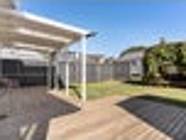 Ellerslie, 2 bedrooms, $650 pw