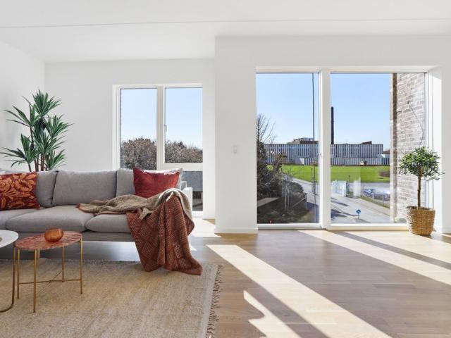 Elstarvej 12, st. tv Røllike Hus, 2500 Valby