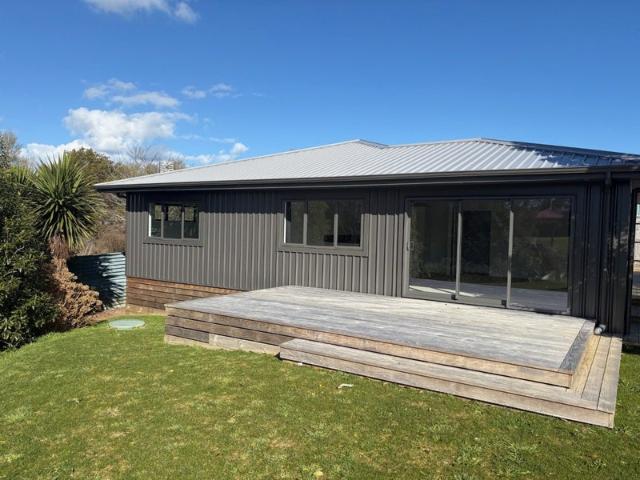 eltham, 3 bedrooms