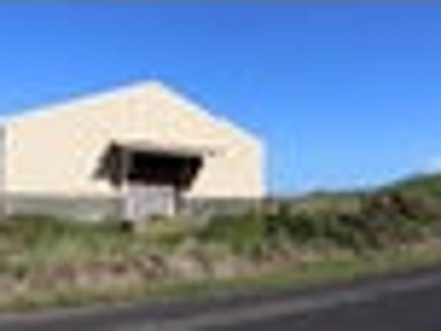 ELTHAM RURAL SECTION WITH SHED