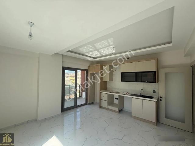 Elvan Özçelik'den Hacıilyas Salı Pazarında Kiralık 2+1 Daire