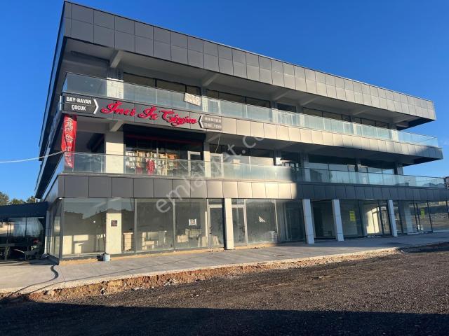 Elvankent Ayyıldız Mahallesinde Bahçeli Kiralık Dükkan