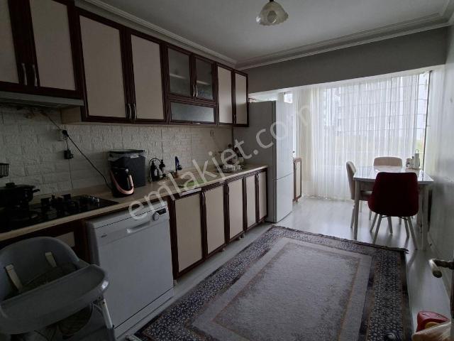 Elvankent Topcu'da Arakat Güney Önü Açık Yol Cephe 3+1