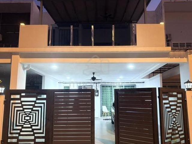Elvina Sendayan Double Sty House for Rent Fully Furnish with Reno