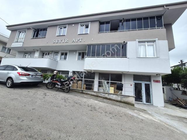 El/ya Sütlüce Mah Geniş Köşe Bina Kiralık Dükkan