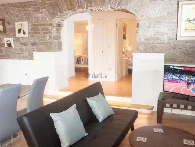 Emmet Place, Youghal, Co. Cork is for rent