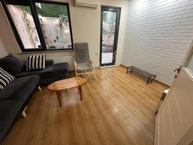 Emniyetevler'de Metroya 2 Dk Mesafede, Eşyalı 2+1 Kiralık Daire