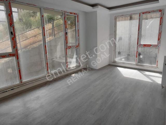Emniyettepe Mah.bilgi Ünüversitesine Yakın 2+1 Sıfır Daire