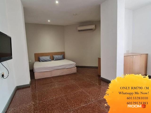 | EMove In ReadyFully Furnished Master Room RENO in Taman Shamelin 1 Shamelin Mall⚡️Washing Machine and Dryer Included