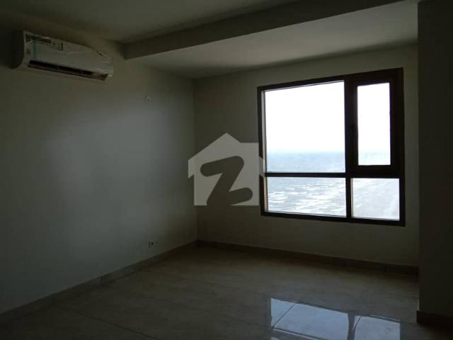 Emaar 4bed apartment avaliable for rent in coral towers