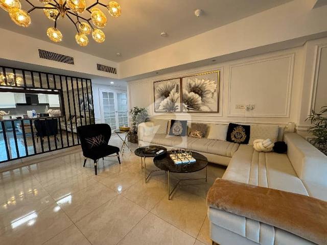 Emaar 2 Bedrooms Fully Furnished Apartment In Pearl Tower Sea Facing For Rent