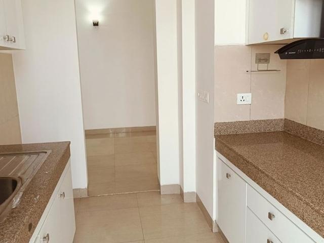 Emaar Emerald Estate 3 Bedroom 1310 Sq. Ft. Apartment in Sector 65 Gurgaon Listing ID: #10129