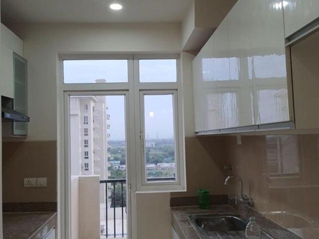 Emaar Emerald Estate 3 Bedroom 1310 Sq. Ft. Apartment in Sector 65 Gurgaon Listing ID: #10167
