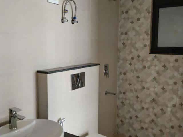 Emaar MGF Emerald Hills 3 Bedroom 1450 Sq. Ft. Apartment in Sector 65 Gurgaon Listing ID: #10278