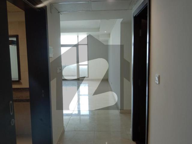 Emaar oceanfront 2bed dd apartment available on rent in pearl towers. Emaar Pearl Towers