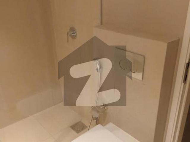 Emaar oceanfront 3bed apartment available on rent in the views towers. Emaar Crescent Bay