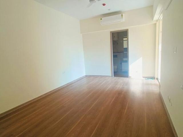 Emaar Palm Gardens 3.5 Bedroom 1900 Sq. Ft. Apartment in Sector 83 Gurgaon Listing ID: #9936