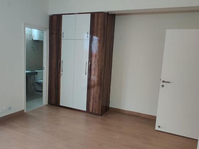 Emaar Palm Gardens 3.5 Bedroom 1900 Sq. Ft. Apartment in Sector 83 Gurgaon Listing ID: #10201