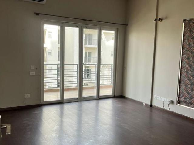 Emaar Palm Hills 3.5 Bedroom 1550 Sq. Ft. Apartment in Sector 77 Gurgaon Listing ID: #10390