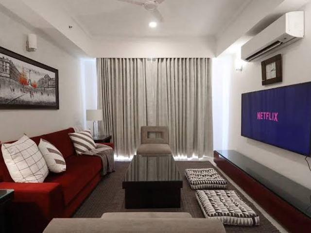 Emaar Palm Premier 3 Bedroom 2000 Sq. Ft. Apartment in Sector 77 Gurgaon Listing ID: #9805