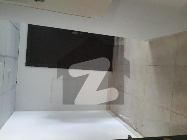 Emaar Reef Tower 4 Bedrooms Apartment For Rent Emaar Crescent Bay