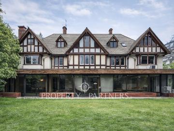 Emblemática Casona en ubicación estratégica de El Golf