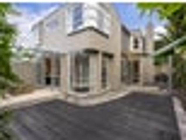 EMBRACE TRADITIONAL EDUCATION IN EPSOM ADDRESS!