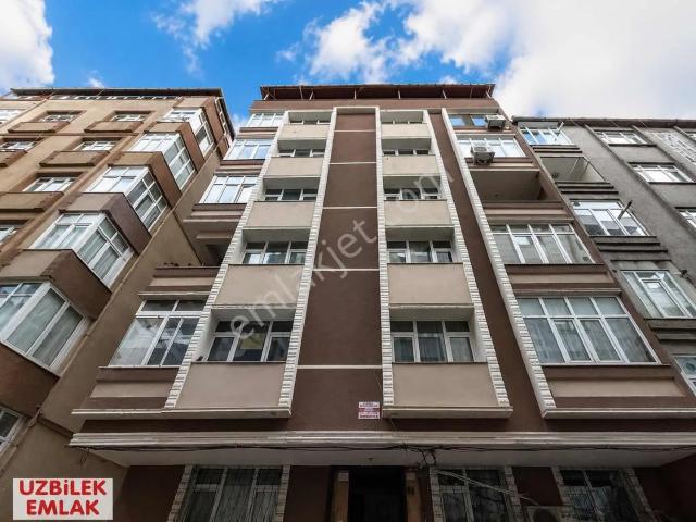 Emek Caddesi Yakını 27 Yıllık 115 M² 3+1 Yatırımlık Daire