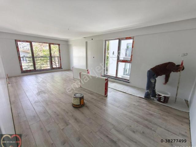 Emek Satılık Yeni Bina,asansör,otopark,teraslı 4+1 Dubleks Daire