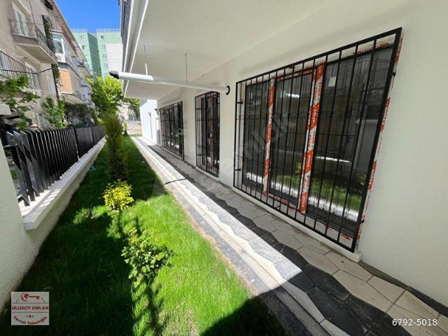 Emekte 2+1 Bahçe Katında Bağımsız Mutfaklı Bahçe Kullanımlı Kombili Metro Yakını