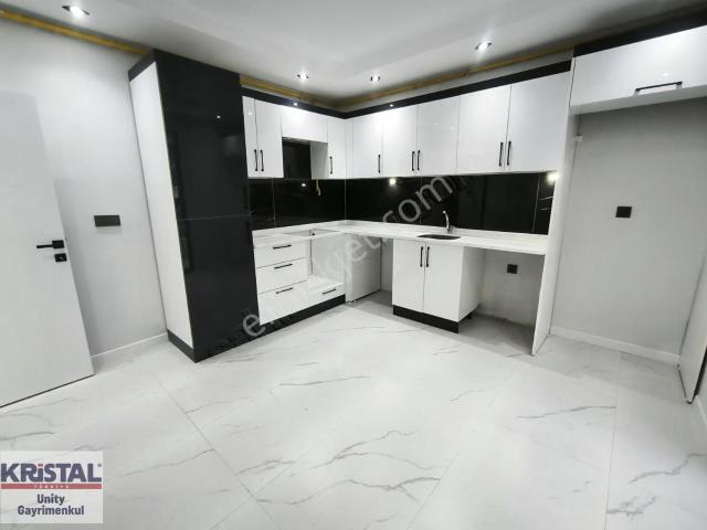 Emekte Satılık Sıfır 3+1 Arakat Daire