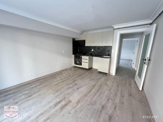 Emekte Yeni 2+1 Bahçe Katında Kombili Bişkek Caddesi Üzeri