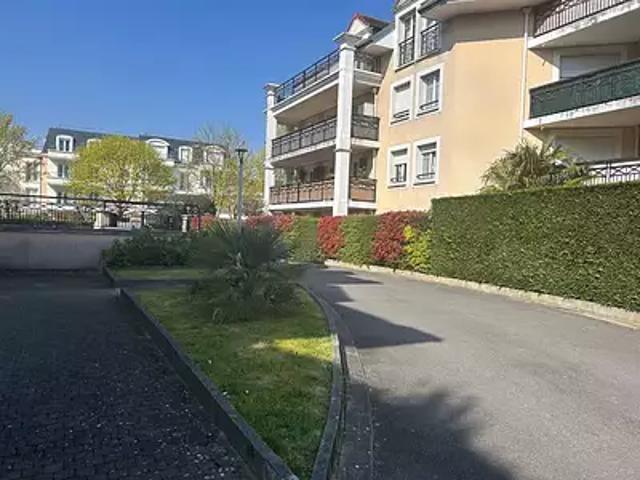 Emerainville 77184 Achat / Vente appartement 2 pièces t2 parking