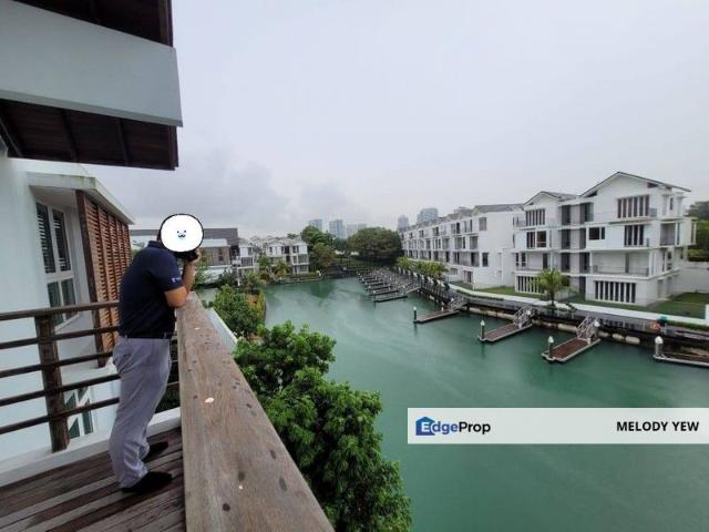 Emerald Bay @ Puteri harbour