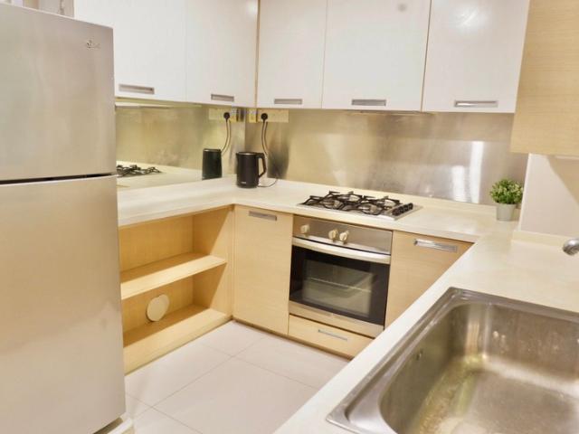 Emerald Garden Condominium Room Rental, $1,649, 1 Bed 2 Bath 180 sqft $9.16 psf
