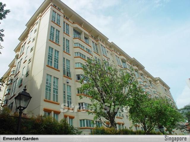 Emerald Garden D1, Condominium