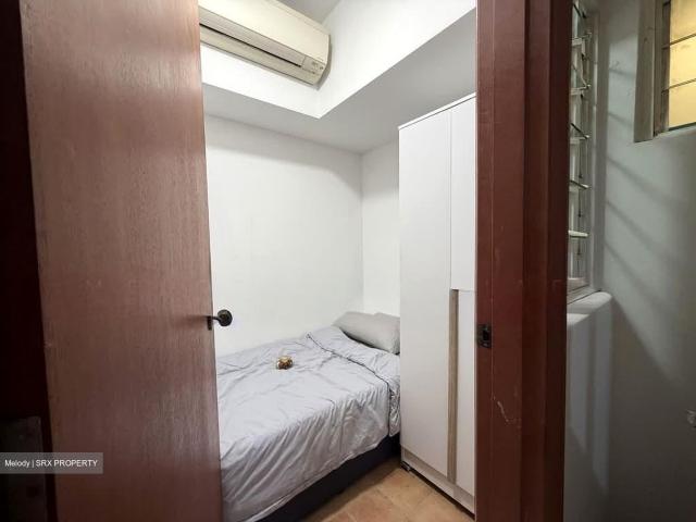 Emerald Garden D1, Condominium