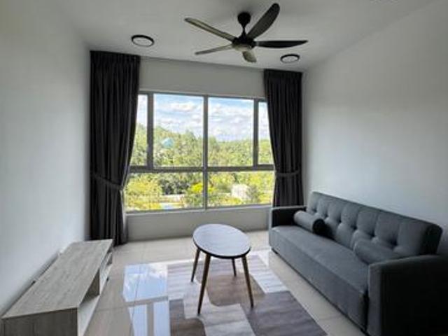 Emerald Hills Alam Damai Fully Furnish 2 rooms 2 car park