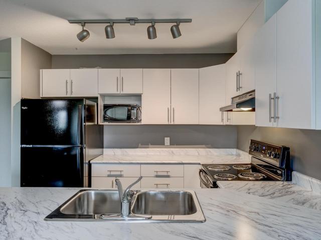 Emerald Hills Sapphire 3 [object Promise] for Rent