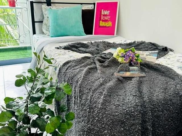 Emerald Park D3, Condominium