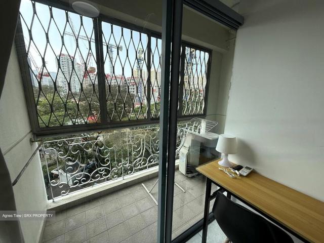 Emerald Park D3, Condominium