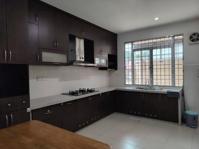 Emerald Park Teluk Kumbar 2Storey SemiDetached 5Bedrooms 3100sf