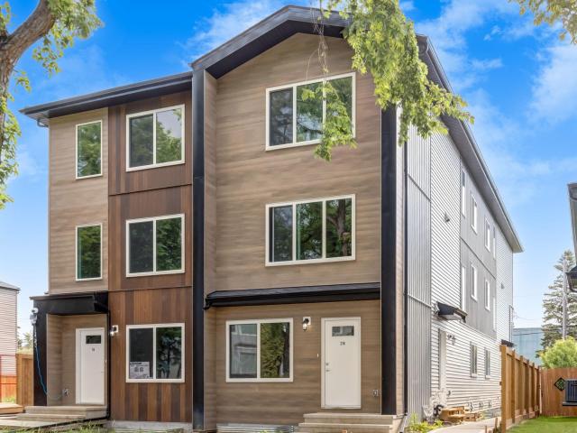 Emerald Properties 3 Bed 3 Bath 11323 122 St Apartment for Rent