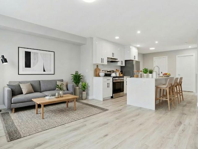 Emerald Properties 3 Bed 3 Bath 9823–9829 154 St Apartment for Rent