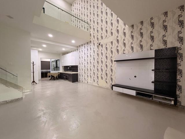 Emerald Residenz Crown Bandar Seri Alam Masai 2 Storey Terrace 5 Bed