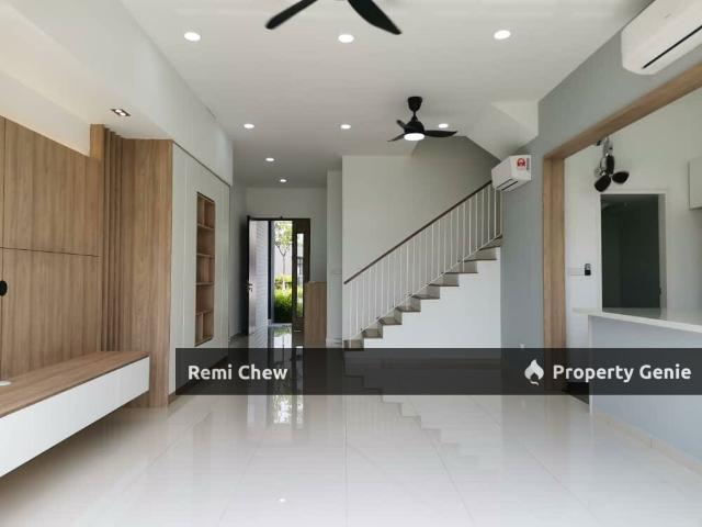 Emerald Residence Sunway Iskandar Puteri 4r4b Renovated Unit For Sale