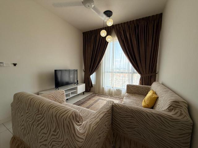 Emerald 9 fully furnish 2 rooms 1 baths for rent
